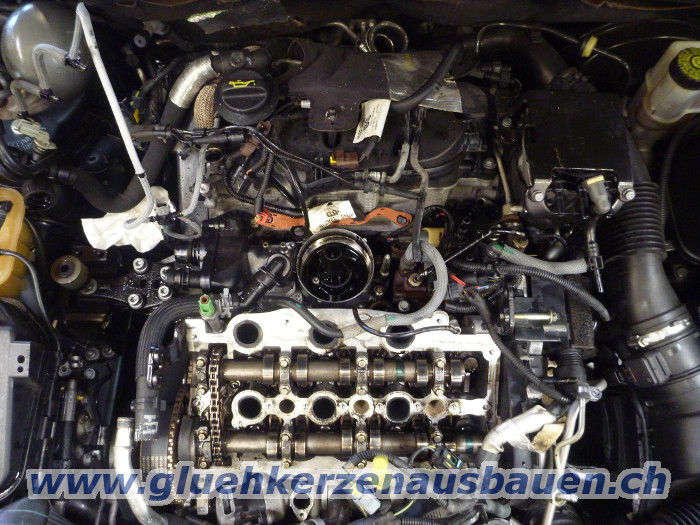 Abgerissene Glühkerzen ausbauen aus Citroen C6
2.7 HDi