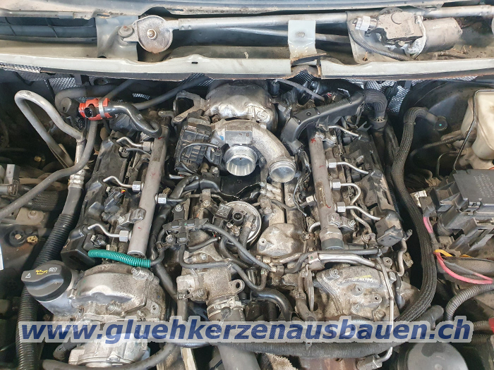 Abgerissene Glhkerze ausbauen aus Jeep
                    Commander mit 3.0 CRD Motor