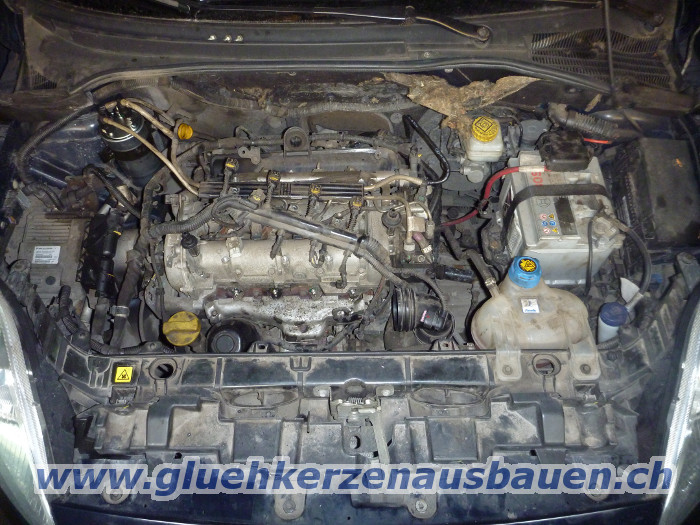 Abgerissene Glhkerze ausbauen aus Fiat
                    Grande Punto mit 1.3 JTD Motor