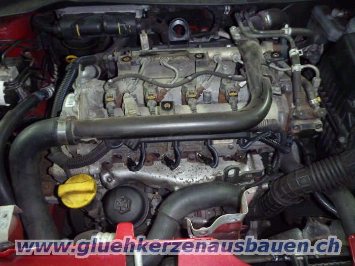 Abgerissene Glhkerze ausbauen aus
                        Suzuki Swift mit 1.3 Motor