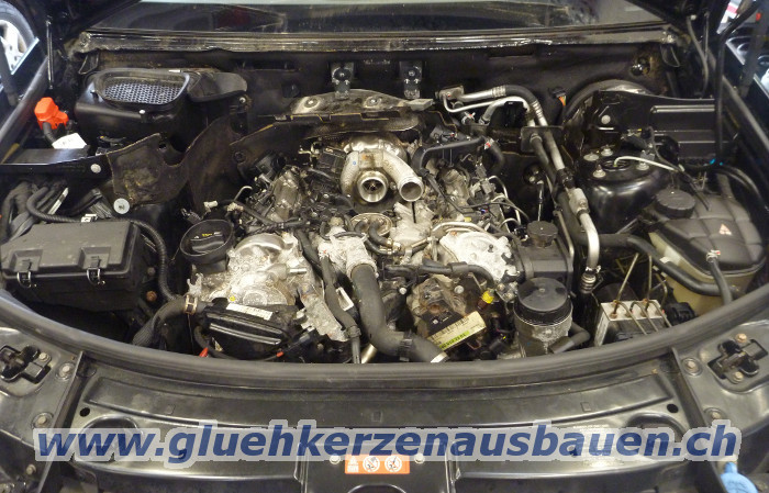 Abgerissene Glühkerze ausbauen aus Mercedes ML
W164 mit V8 Motor